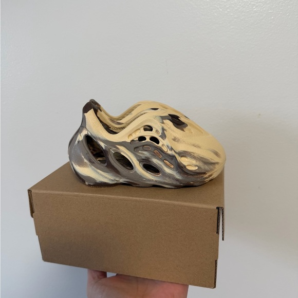 Yeezy foam runners - Picture 2 of 8